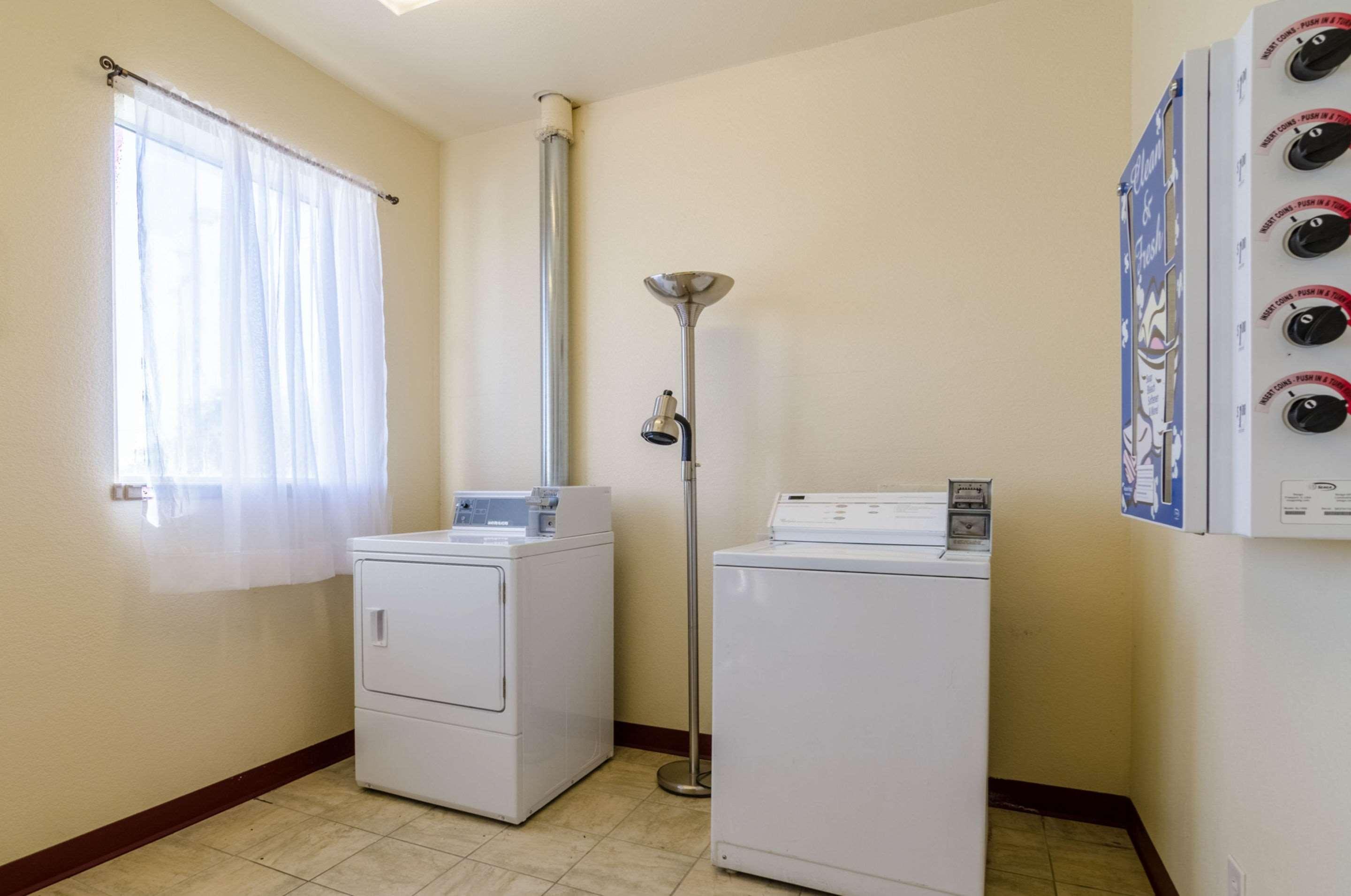 Quality Inn & Suites Park City Экстерьер фото